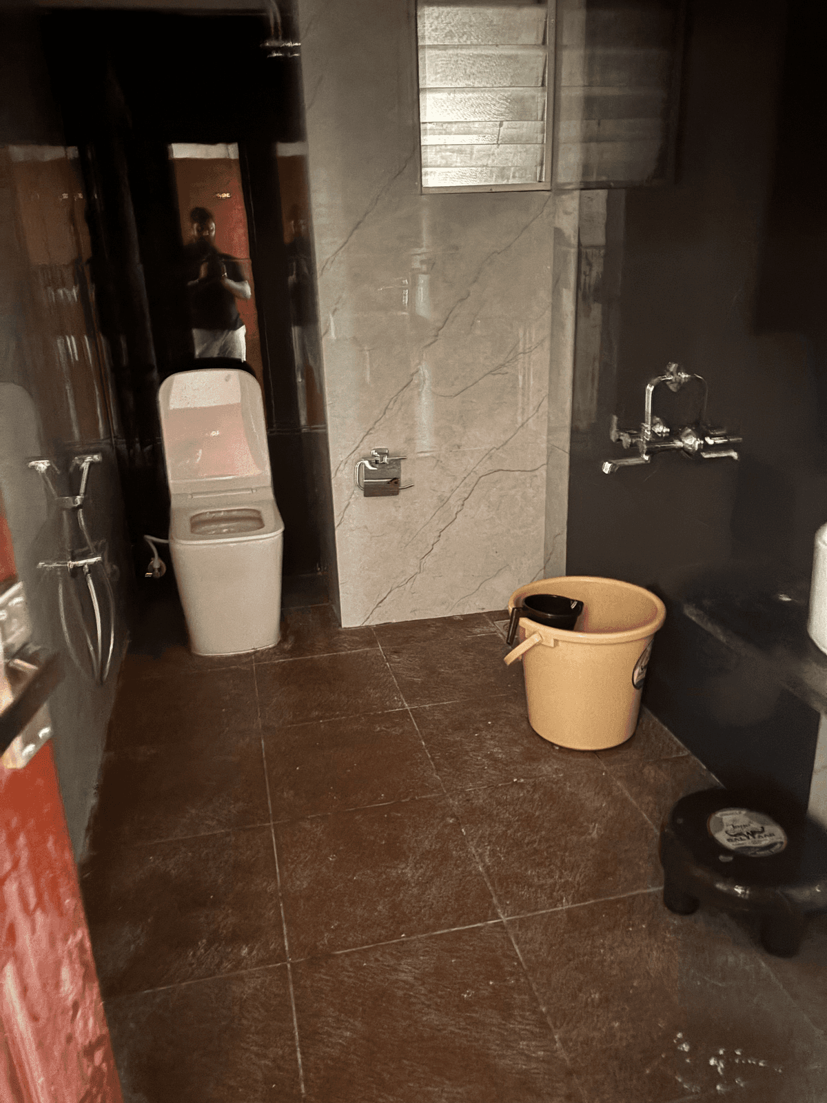Clean bathroom in Belur hotel room